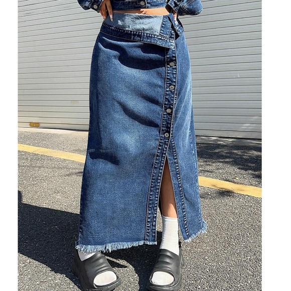 Plus Dark Wash High Waisted Button Denim Jean Maxi Skirt - Picture 3 of 5